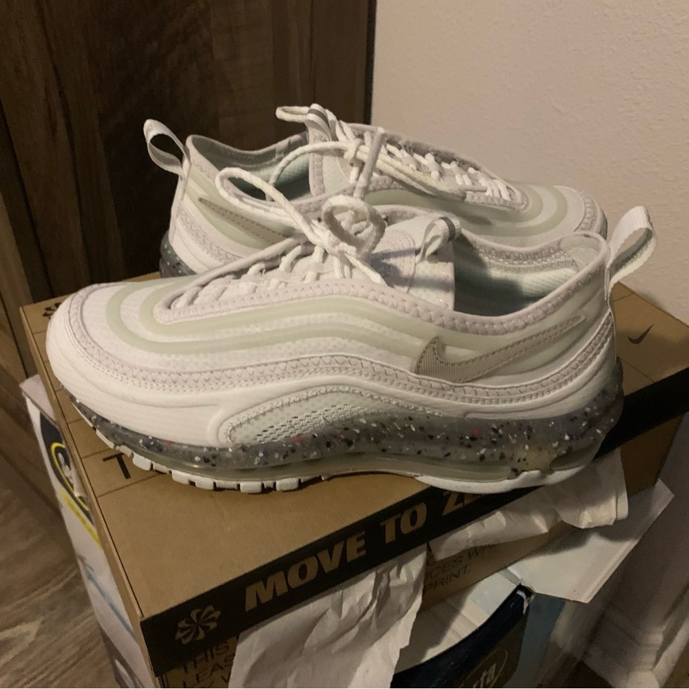 Men’s Nike terrascape97 size 6.5